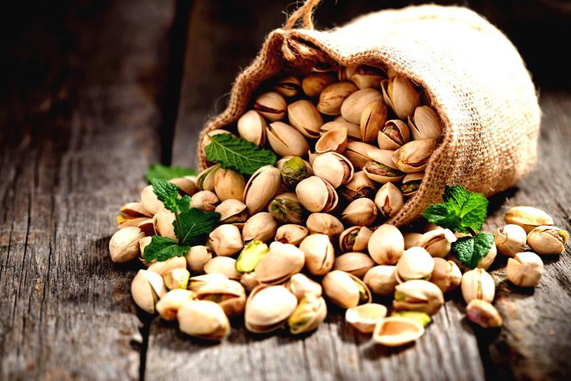 خواص و مضرات پسته
